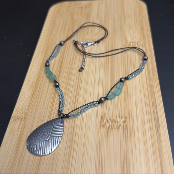 Silpada N2101 Retired glass & leather Necklace - Picture 7 of 8